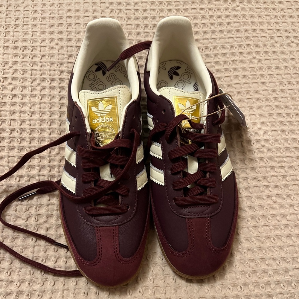 Adidas Sambas - Maroon